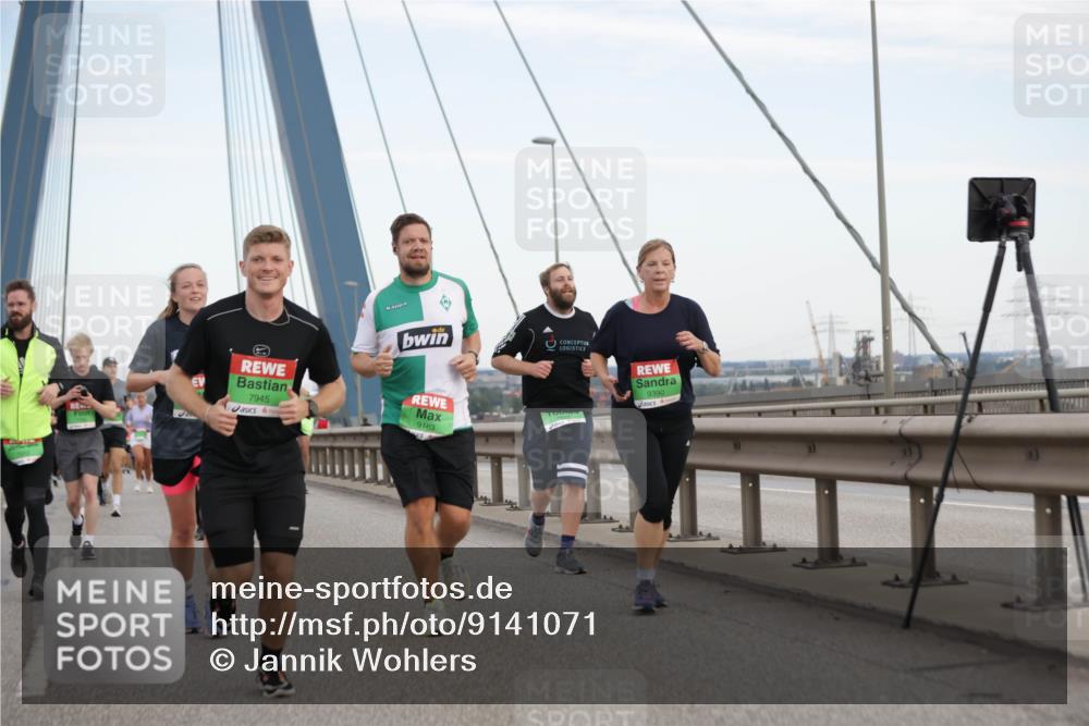 03.10.2025 - Köhlbrandbrückenlauf Jannik Wohlers http://msf.ph/oto/9141071 03.10.2025 15:33:07 Position 1 7945, 9163, 9390 meine-sportfotos.de