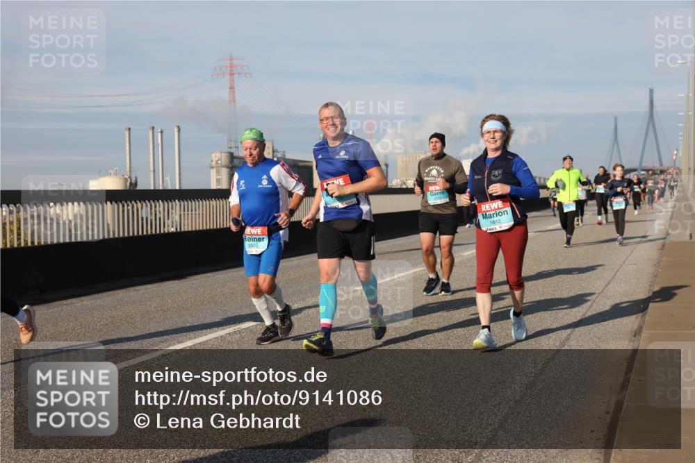 03.10.2025 - Köhlbrandbrückenlauf Lena Gebhardt http://msf.ph/oto/9141086 03.10.2025 09:58:53 Position 2 3505, 2172, 1812 meine-sportfotos.de