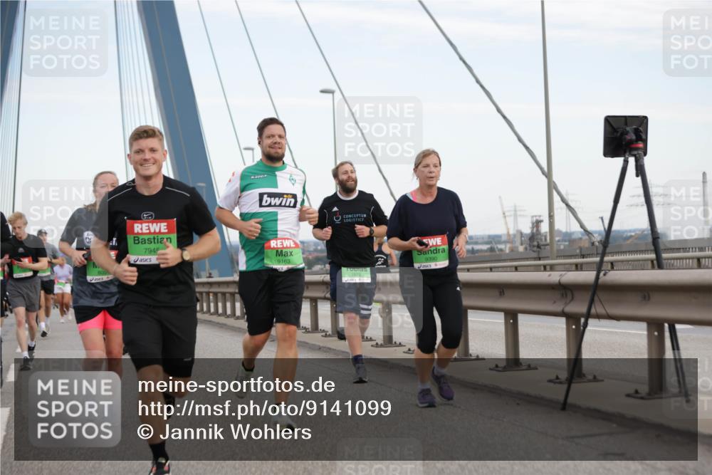 03.10.2025 - Köhlbrandbrückenlauf Jannik Wohlers http://msf.ph/oto/9141099 03.10.2025 15:33:07 Position 1 805, 7945, 9163, 7622, 9390 meine-sportfotos.de