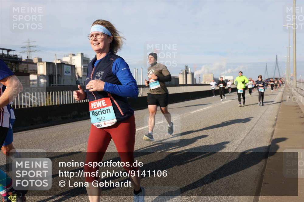 03.10.2025 - Köhlbrandbrückenlauf Lena Gebhardt http://msf.ph/oto/9141106 03.10.2025 09:58:55 Position 2 1812 meine-sportfotos.de
