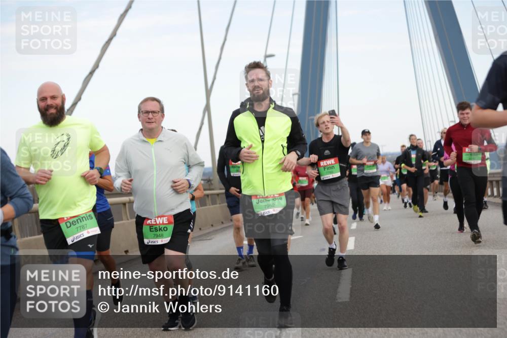 03.10.2025 - Köhlbrandbrückenlauf Jannik Wohlers http://msf.ph/oto/9141160 03.10.2025 15:33:09 Position 1 7787, 7948, 7952, 7760 meine-sportfotos.de