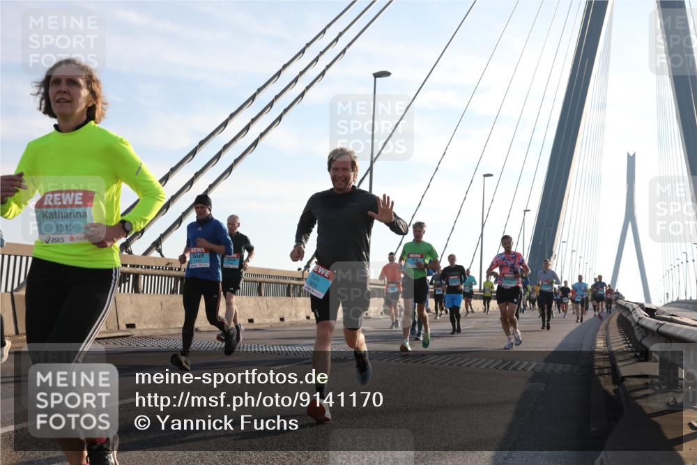 03.10.2025 - Köhlbrandbrückenlauf Yannick Fuchs http://msf.ph/oto/9141170 03.10.2025 08:26:05 Position 2 1312, 1370, 3813 meine-sportfotos.de