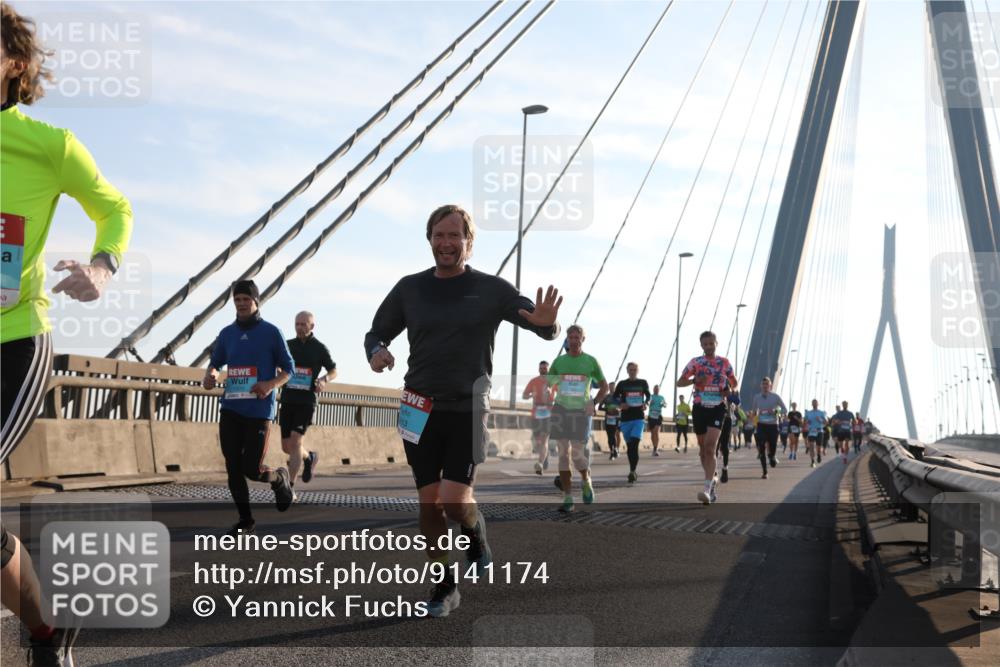 03.10.2025 - Köhlbrandbrückenlauf Yannick Fuchs http://msf.ph/oto/9141174 03.10.2025 08:26:05 Position 2 1370 meine-sportfotos.de