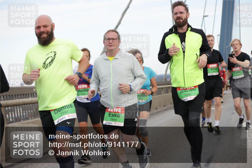 03.10.2025 - Köhlbrandbrückenlauf Jannik Wohlers http://msf.ph/oto/9141177 03.10.2025 15:33:10 Position 1 7787, 7580, 7948, 7967, 7952, 7852, 7760 meine-sportfotos.de