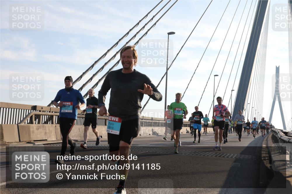 03.10.2025 - Köhlbrandbrückenlauf Yannick Fuchs http://msf.ph/oto/9141185 03.10.2025 08:26:05 Position 2 1370, 3813 meine-sportfotos.de