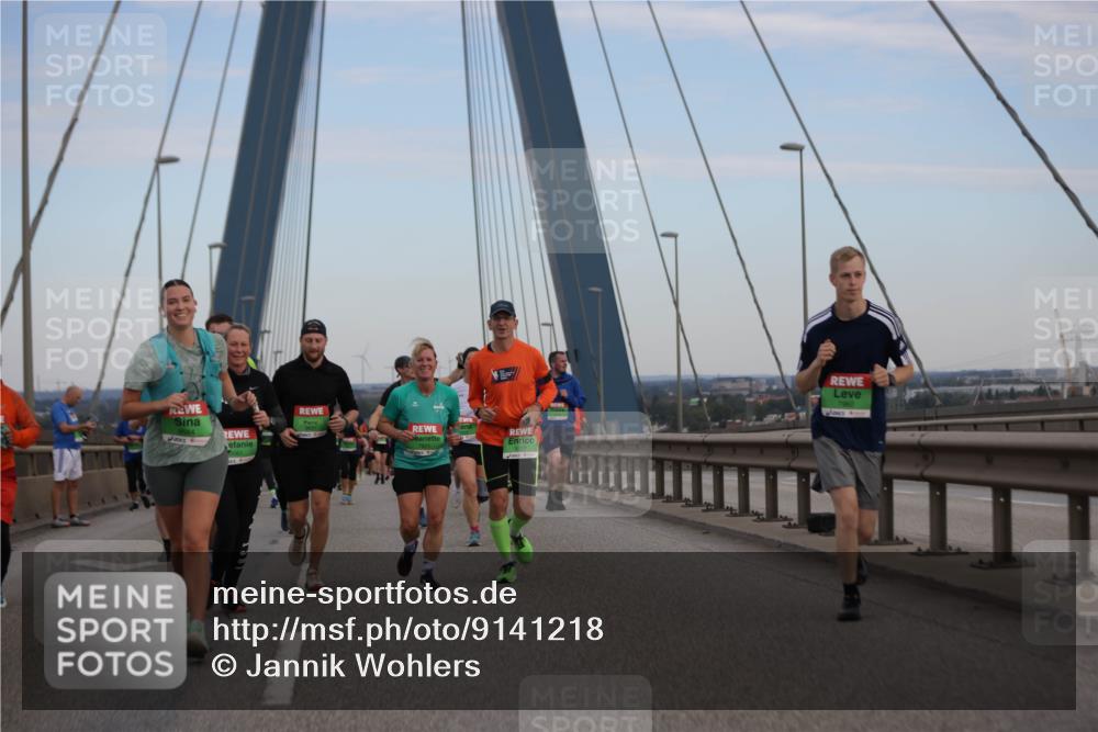 03.10.2025 - Köhlbrandbrückenlauf Jannik Wohlers http://msf.ph/oto/9141218 03.10.2025 15:34:19 Position 1 7960 meine-sportfotos.de