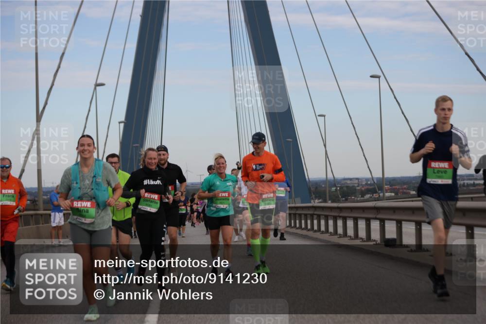03.10.2025 - Köhlbrandbrückenlauf Jannik Wohlers http://msf.ph/oto/9141230 03.10.2025 15:34:20 Position 1 9081 meine-sportfotos.de