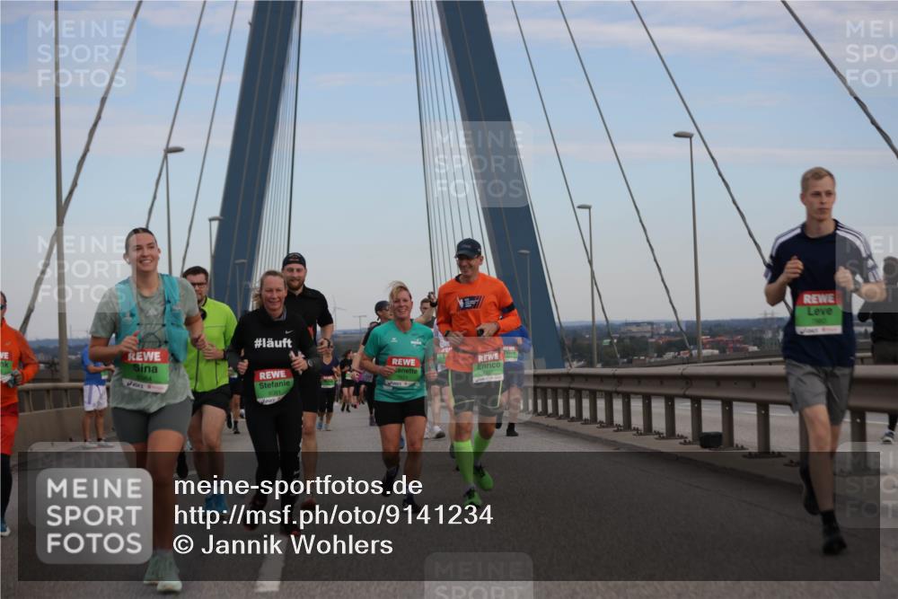 03.10.2025 - Köhlbrandbrückenlauf Jannik Wohlers http://msf.ph/oto/9141234 03.10.2025 15:34:20 Position 1 8564, 9081 meine-sportfotos.de