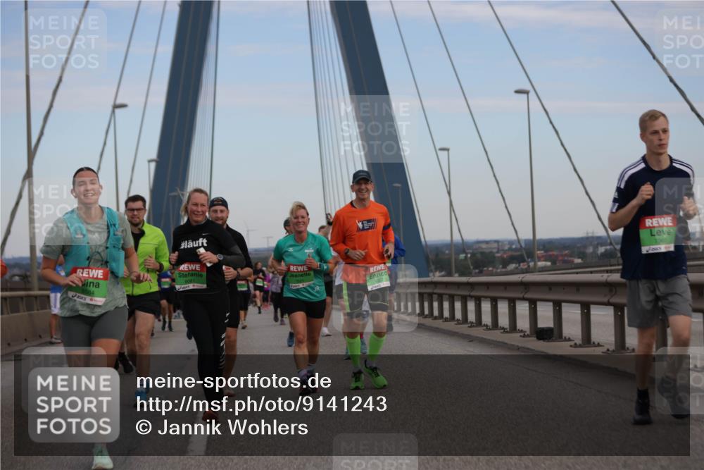 03.10.2025 - Köhlbrandbrückenlauf Jannik Wohlers http://msf.ph/oto/9141243 03.10.2025 15:34:20 Position 1 8584, 9081, 7960 meine-sportfotos.de