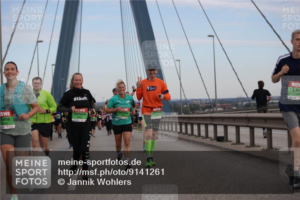 03.10.2025 - Köhlbrandbrückenlauf Jannik Wohlers http://msf.ph/oto/9141261 03.10.2025 15:34:21 Position 1 8584, 7821, 9081, 9327 meine-sportfotos.de