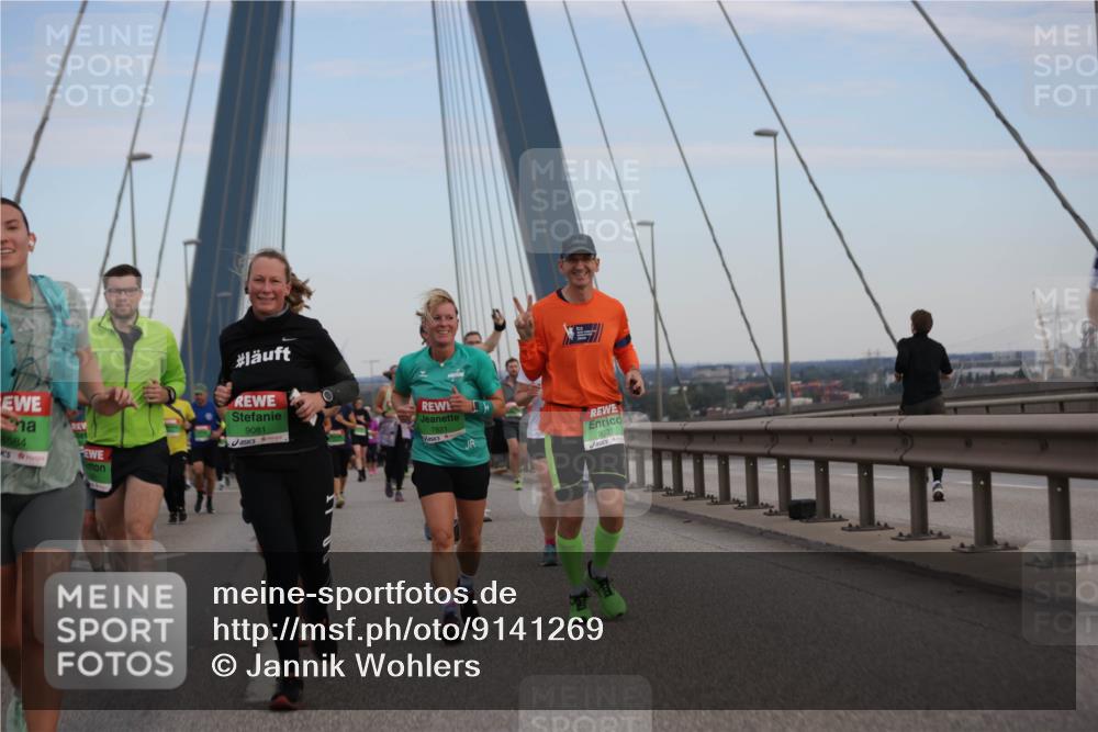 03.10.2025 - Köhlbrandbrückenlauf Jannik Wohlers http://msf.ph/oto/9141269 03.10.2025 15:34:21 Position 1 8584, 9081, 7821, 9327 meine-sportfotos.de