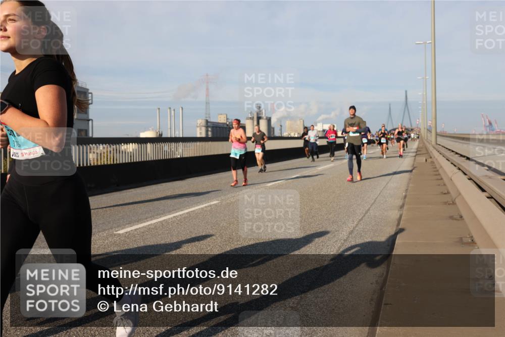 03.10.2025 - Köhlbrandbrückenlauf Lena Gebhardt http://msf.ph/oto/9141282 03.10.2025 09:59:05 Position 2 37 meine-sportfotos.de