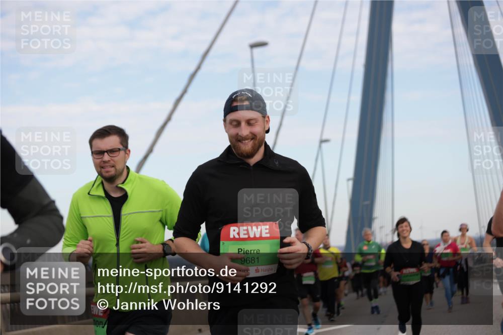 03.10.2025 - Köhlbrandbrückenlauf Jannik Wohlers http://msf.ph/oto/9141292 03.10.2025 15:34:23 Position 1 9681 meine-sportfotos.de