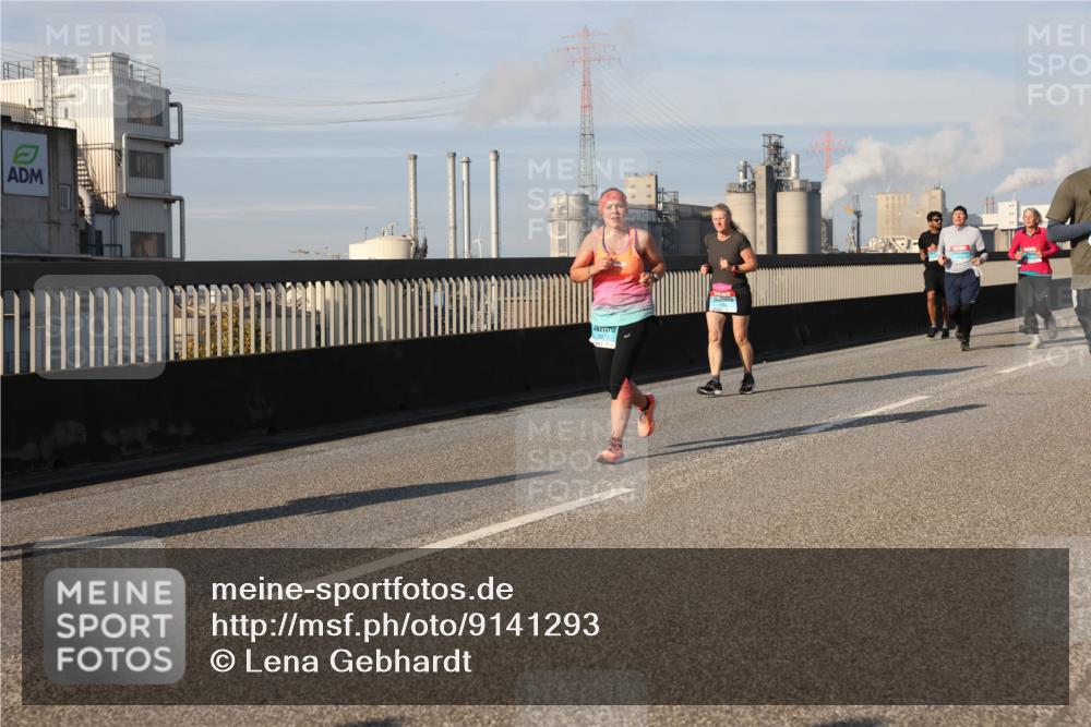 03.10.2025 - Köhlbrandbrückenlauf Lena Gebhardt http://msf.ph/oto/9141293 03.10.2025 09:59:06 Position 2  meine-sportfotos.de