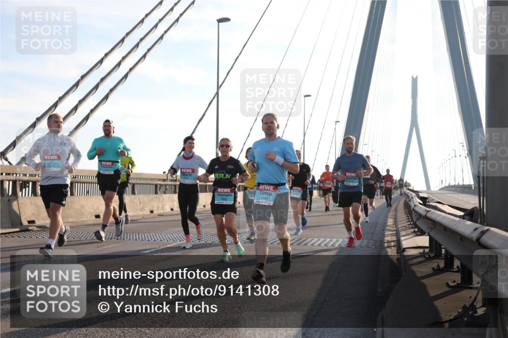 03.10.2025 - Köhlbrandbrückenlauf Yannick Fuchs http://msf.ph/oto/9141308 03.10.2025 08:26:12 Position 2 1092, 2732, 8 meine-sportfotos.de