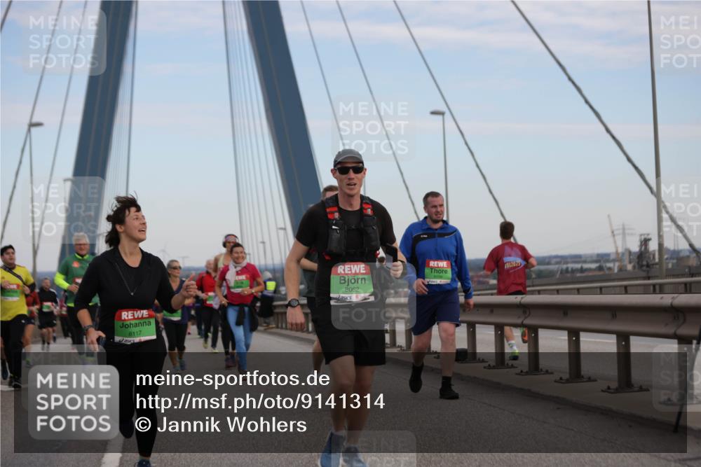 03.10.2025 - Köhlbrandbrückenlauf Jannik Wohlers http://msf.ph/oto/9141314 03.10.2025 15:34:25 Position 1 8117, 2025, 8062 meine-sportfotos.de