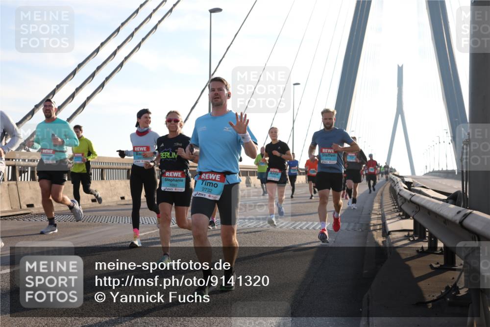 03.10.2025 - Köhlbrandbrückenlauf Yannick Fuchs http://msf.ph/oto/9141320 03.10.2025 08:26:13 Position 2 3227, 50, 1092, 2732, 3710 meine-sportfotos.de
