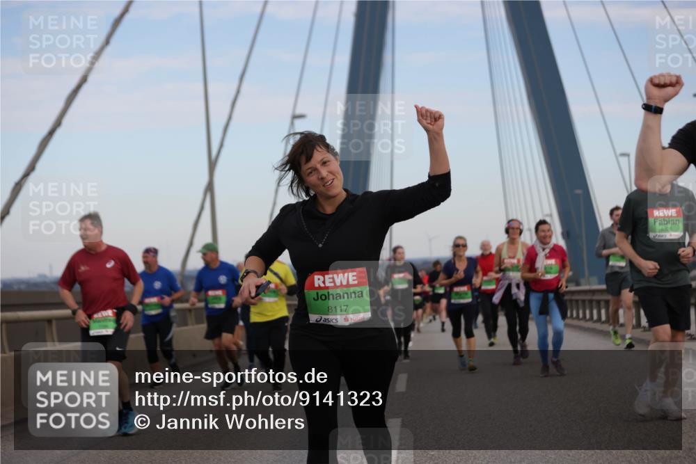 03.10.2025 - Köhlbrandbrückenlauf Jannik Wohlers http://msf.ph/oto/9141323 03.10.2025 15:34:26 Position 1 8117, 8326 meine-sportfotos.de