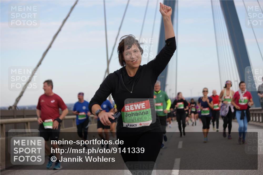 03.10.2025 - Köhlbrandbrückenlauf Jannik Wohlers http://msf.ph/oto/9141339 03.10.2025 15:34:26 Position 1 8117 meine-sportfotos.de