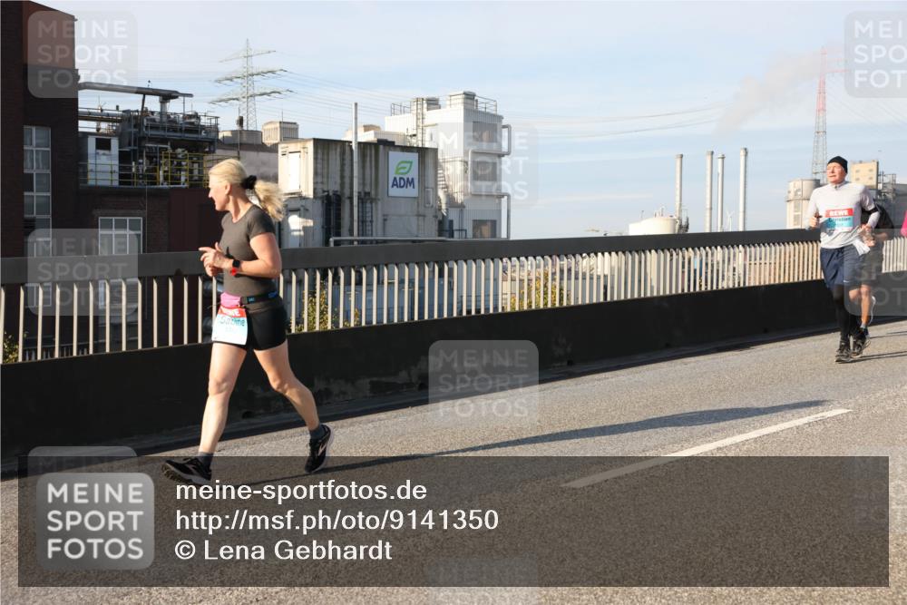 03.10.2025 - Köhlbrandbrückenlauf Lena Gebhardt http://msf.ph/oto/9141350 03.10.2025 09:59:09 Position 2  meine-sportfotos.de