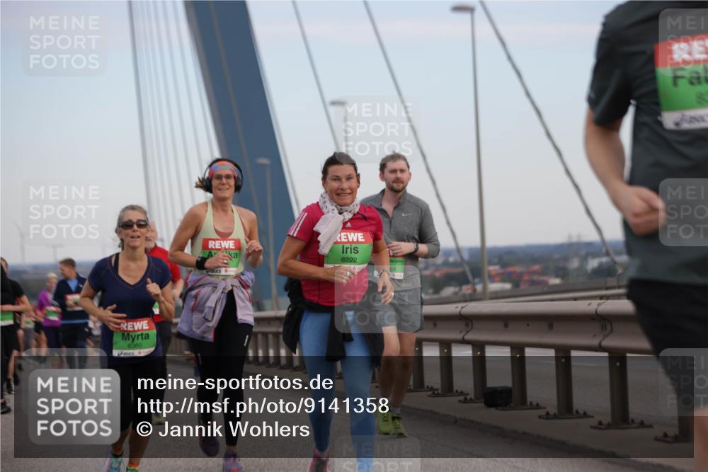 03.10.2025 - Köhlbrandbrückenlauf Jannik Wohlers http://msf.ph/oto/9141358 03.10.2025 15:34:28 Position 1 8360, 8222 meine-sportfotos.de