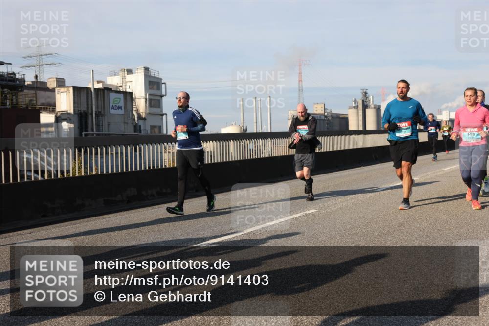 03.10.2025 - Köhlbrandbrückenlauf Lena Gebhardt http://msf.ph/oto/9141403 03.10.2025 09:59:13 Position 2 2544 meine-sportfotos.de