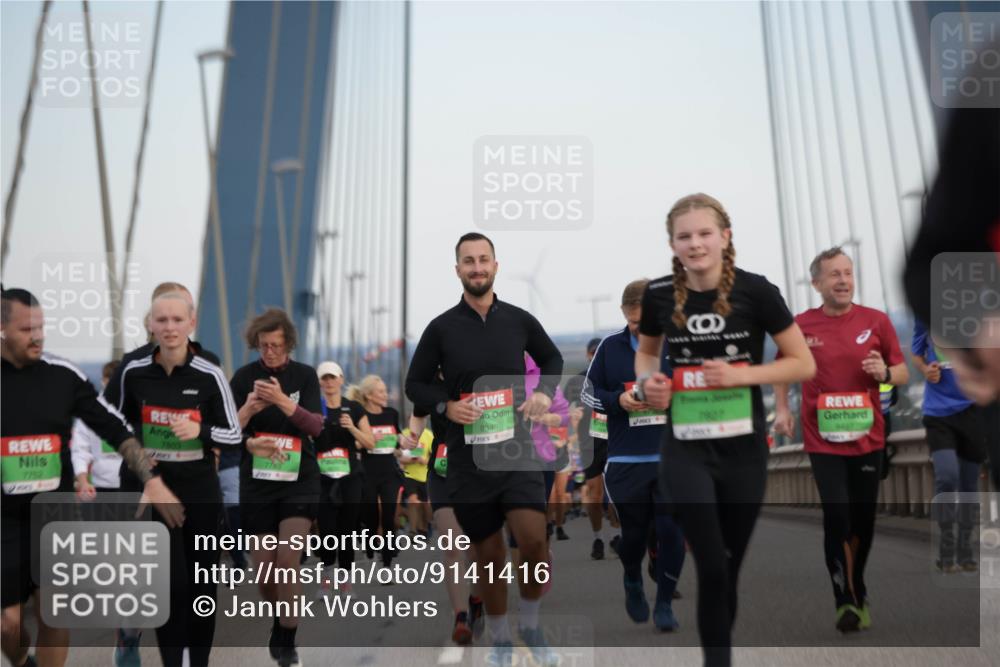 03.10.2025 - Köhlbrandbrückenlauf Jannik Wohlers http://msf.ph/oto/9141416 03.10.2025 15:34:32 Position 1 7752, 7803, 7, 83, 3, 8349, 7807 meine-sportfotos.de