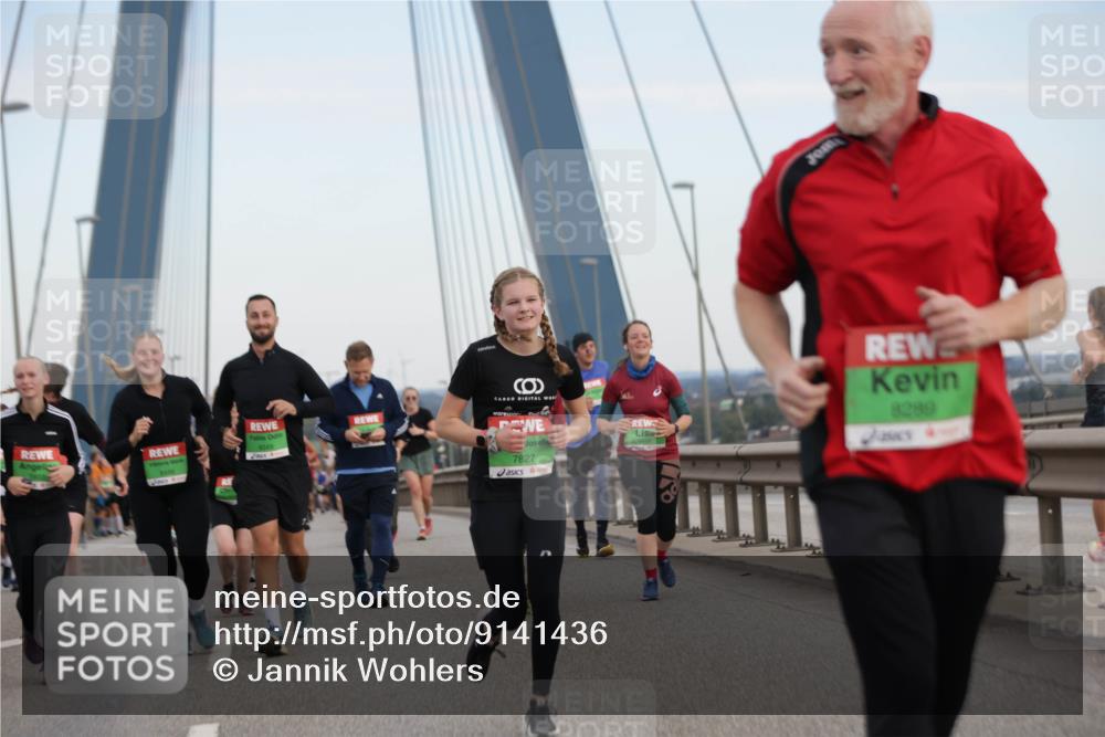 03.10.2025 - Köhlbrandbrückenlauf Jannik Wohlers http://msf.ph/oto/9141436 03.10.2025 15:34:33 Position 1 0, 7827, 8289 meine-sportfotos.de