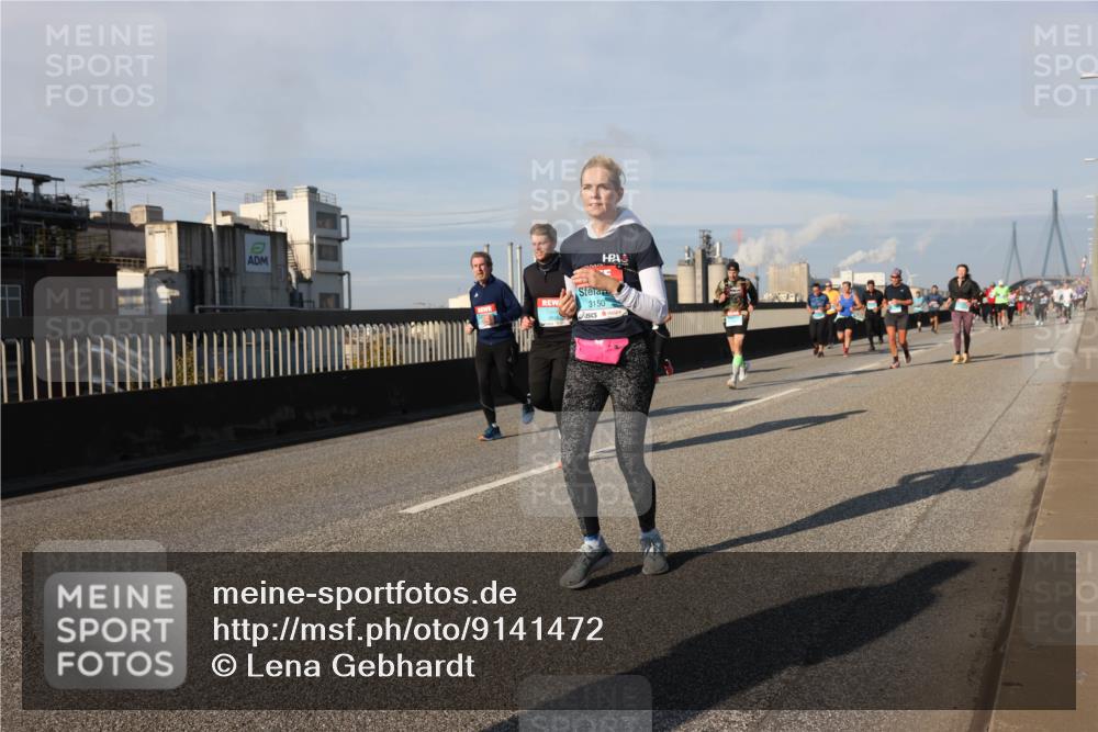 03.10.2025 - Köhlbrandbrückenlauf Lena Gebhardt http://msf.ph/oto/9141472 03.10.2025 09:59:18 Position 2 3150 meine-sportfotos.de