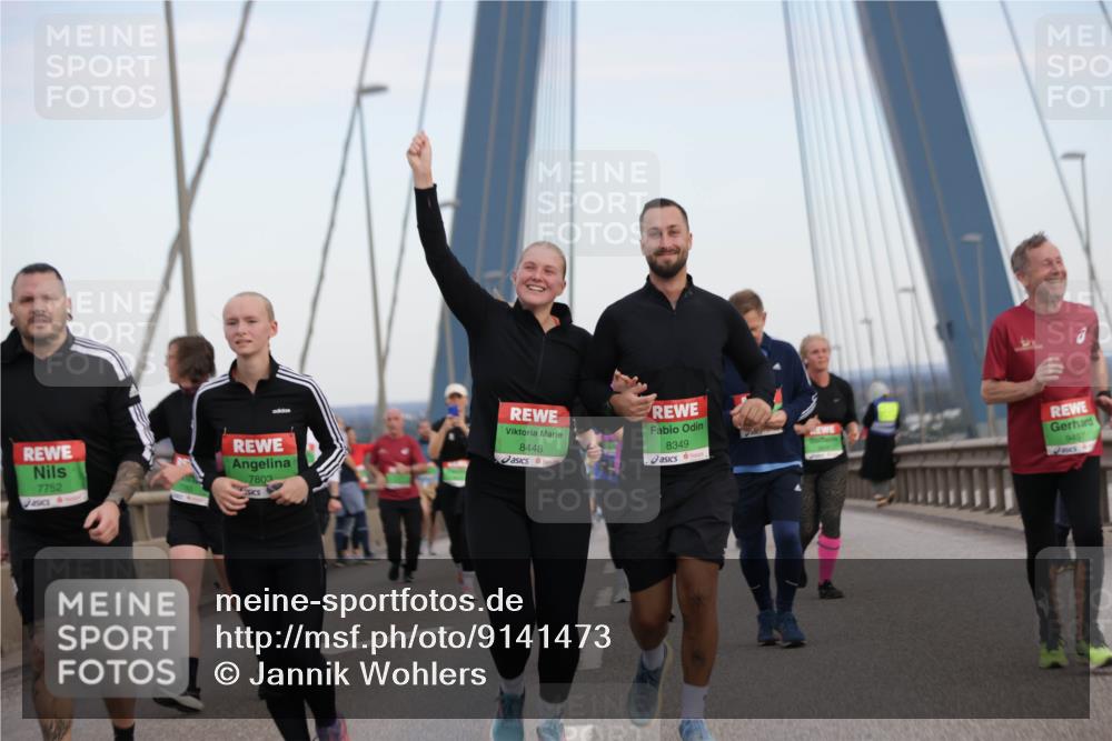 03.10.2025 - Köhlbrandbrückenlauf Jannik Wohlers http://msf.ph/oto/9141473 03.10.2025 15:34:35 Position 1 8448, 8349, 7752, 7803, 9497 meine-sportfotos.de
