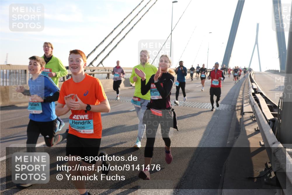 03.10.2025 - Köhlbrandbrückenlauf Yannick Fuchs http://msf.ph/oto/9141476 03.10.2025 08:26:19 Position 2 3497, 3496, 1294 meine-sportfotos.de
