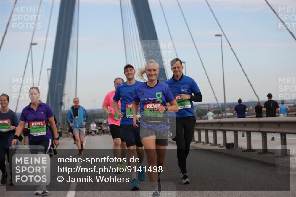 03.10.2025 - Köhlbrandbrückenlauf Jannik Wohlers http://msf.ph/oto/9141498 03.10.2025 15:38:52 Position 1 8551, 810, 9248, 9253 meine-sportfotos.de
