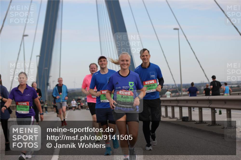 03.10.2025 - Köhlbrandbrückenlauf Jannik Wohlers http://msf.ph/oto/9141505 03.10.2025 15:38:52 Position 1 8551, 92, 10, 9248, 9253 meine-sportfotos.de