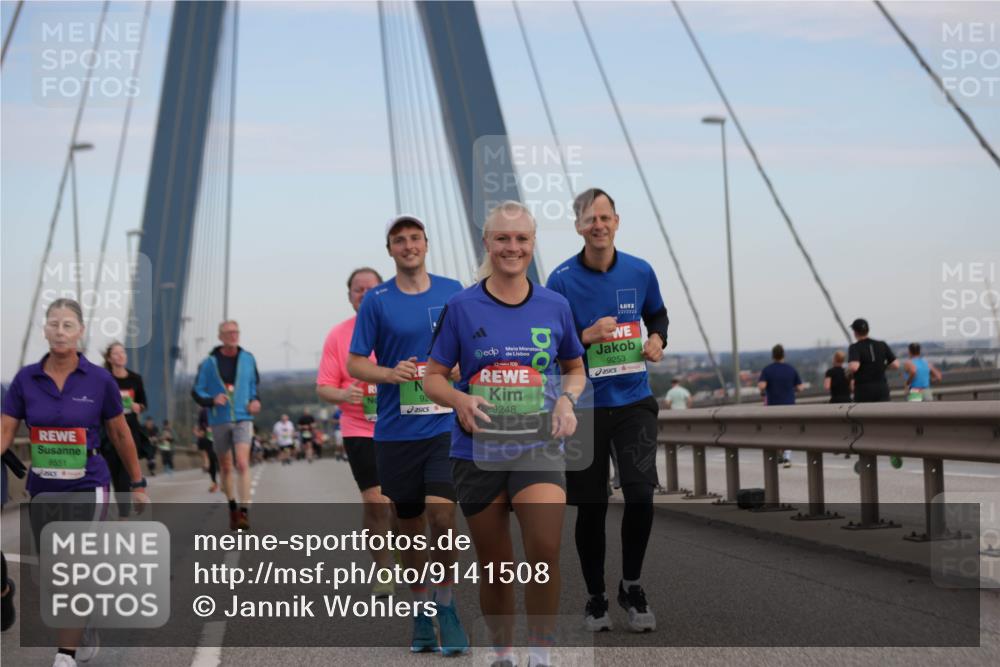 03.10.2025 - Köhlbrandbrückenlauf Jannik Wohlers http://msf.ph/oto/9141508 03.10.2025 15:38:52 Position 1 8551, 92, 10, 9248, 9253 meine-sportfotos.de