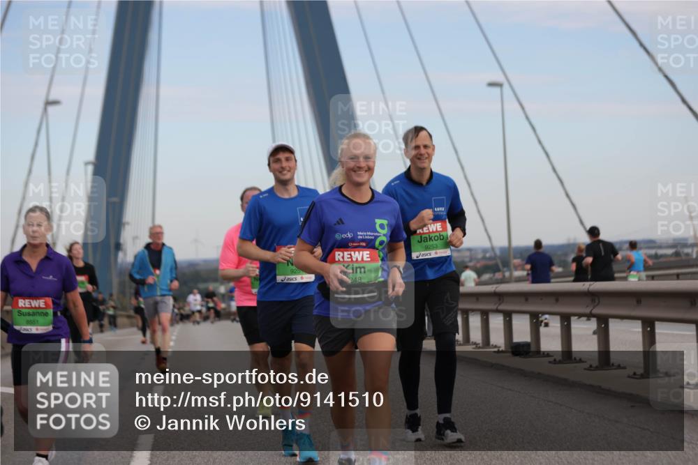 03.10.2025 - Köhlbrandbrückenlauf Jannik Wohlers http://msf.ph/oto/9141510 03.10.2025 15:38:52 Position 1 8551, 925, 10, 248, 9253 meine-sportfotos.de