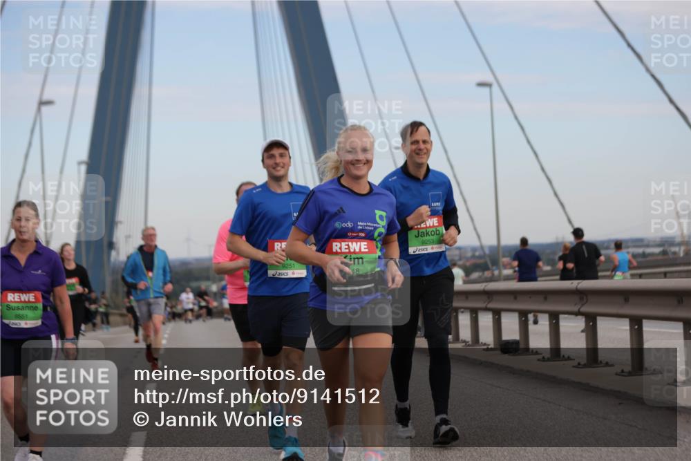 03.10.2025 - Köhlbrandbrückenlauf Jannik Wohlers http://msf.ph/oto/9141512 03.10.2025 15:38:52 Position 1 8551, 9251, 10, 48, 9253 meine-sportfotos.de