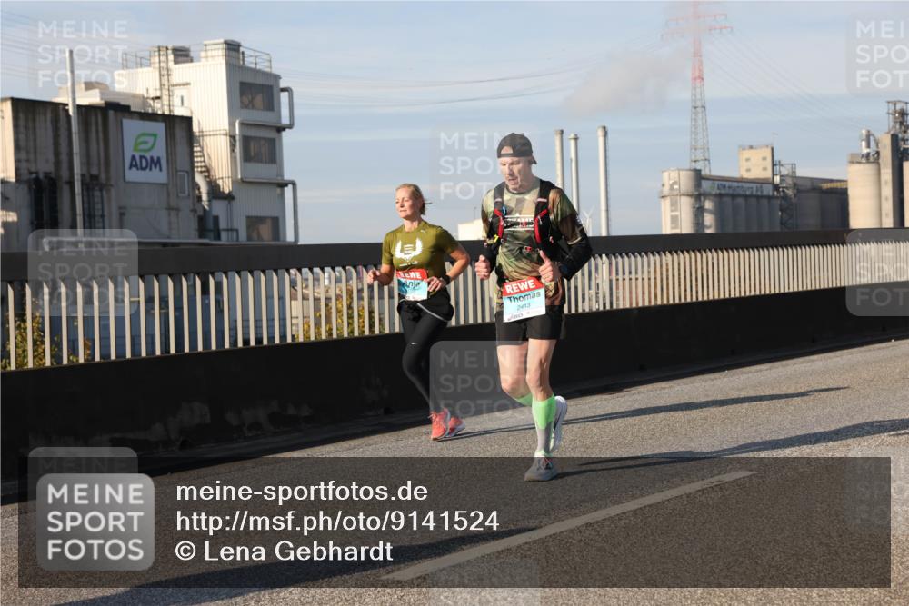 03.10.2025 - Köhlbrandbrückenlauf Lena Gebhardt http://msf.ph/oto/9141524 03.10.2025 09:59:20 Position 2 2413 meine-sportfotos.de