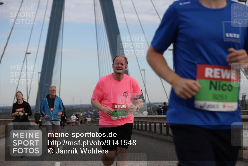 03.10.2025 - Köhlbrandbrückenlauf Jannik Wohlers http://msf.ph/oto/9141548 03.10.2025 15:38:55 Position 1 8470, 9251, 1807 meine-sportfotos.de