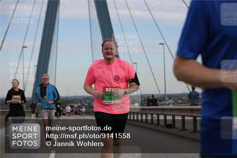 03.10.2025 - Köhlbrandbrückenlauf Jannik Wohlers http://msf.ph/oto/9141558 03.10.2025 15:38:55 Position 1 8470 meine-sportfotos.de