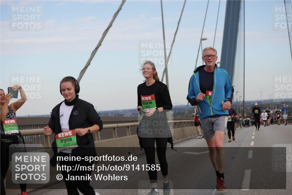 03.10.2025 - Köhlbrandbrückenlauf Jannik Wohlers http://msf.ph/oto/9141585 03.10.2025 15:38:57 Position 1 9554, 8243, 7998 meine-sportfotos.de