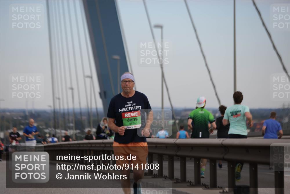 03.10.2025 - Köhlbrandbrückenlauf Jannik Wohlers http://msf.ph/oto/9141608 03.10.2025 15:38:59 Position 1 8624 meine-sportfotos.de