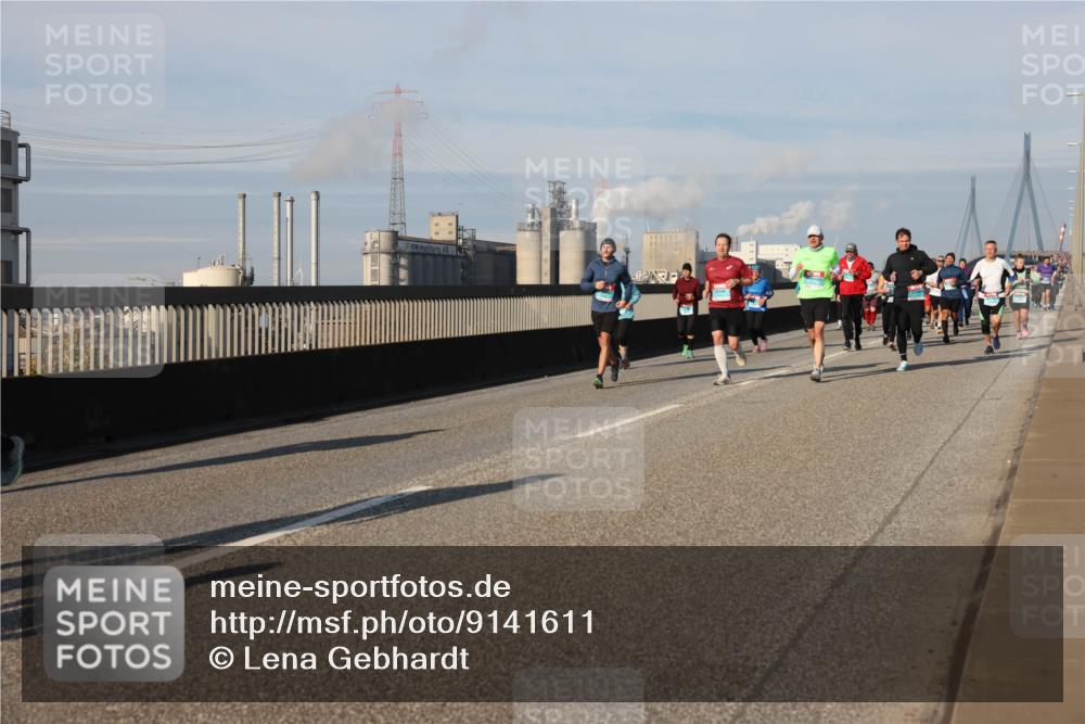 03.10.2025 - Köhlbrandbrückenlauf Lena Gebhardt http://msf.ph/oto/9141611 03.10.2025 09:59:26 Position 2  meine-sportfotos.de