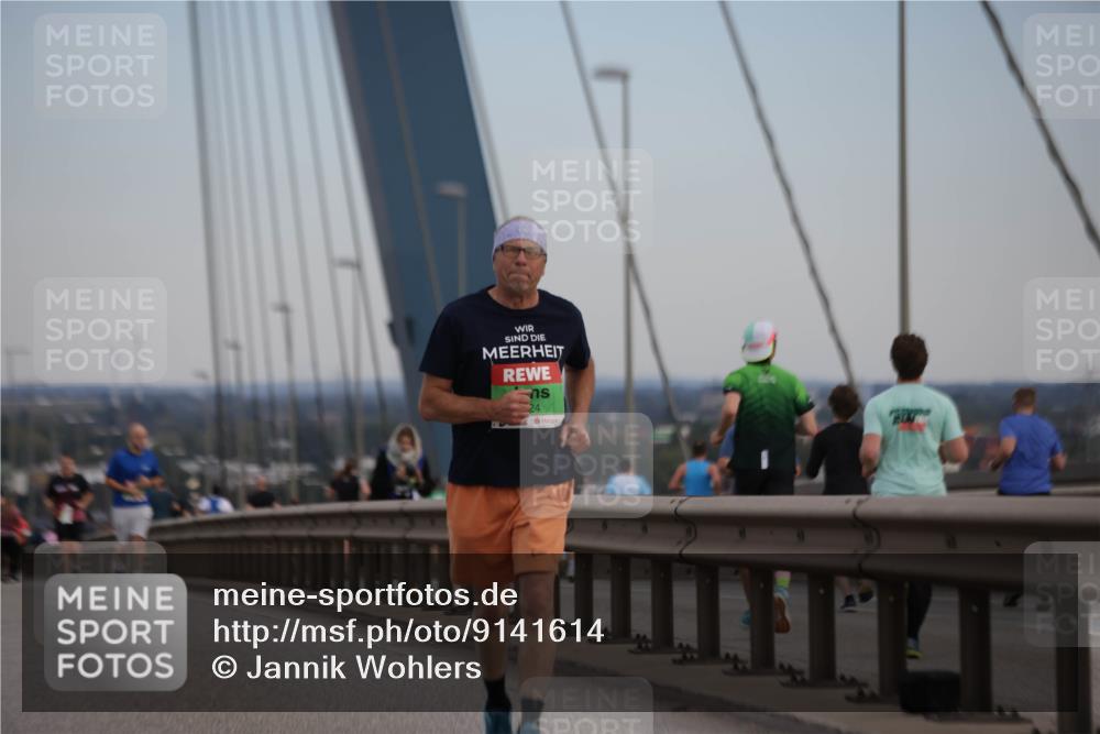 03.10.2025 - Köhlbrandbrückenlauf Jannik Wohlers http://msf.ph/oto/9141614 03.10.2025 15:38:59 Position 1 24 meine-sportfotos.de