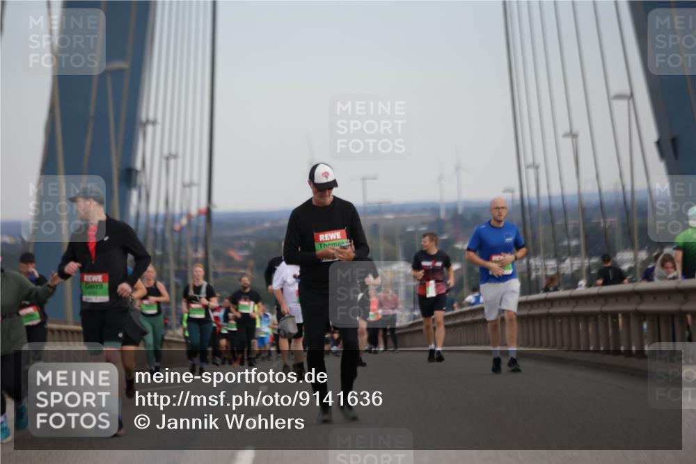 03.10.2025 - Köhlbrandbrückenlauf Jannik Wohlers http://msf.ph/oto/9141636 03.10.2025 15:39:05 Position 1  meine-sportfotos.de