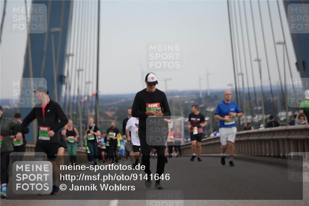 03.10.2025 - Köhlbrandbrückenlauf Jannik Wohlers http://msf.ph/oto/9141646 03.10.2025 15:39:05 Position 1  meine-sportfotos.de