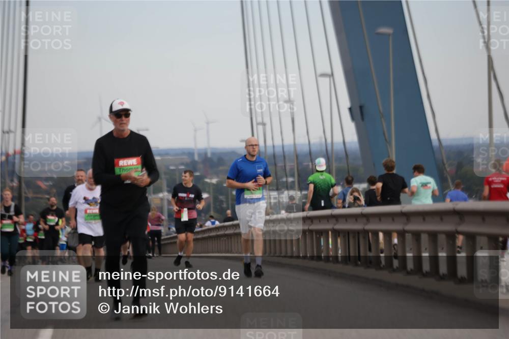 03.10.2025 - Köhlbrandbrückenlauf Jannik Wohlers http://msf.ph/oto/9141664 03.10.2025 15:39:06 Position 1  meine-sportfotos.de