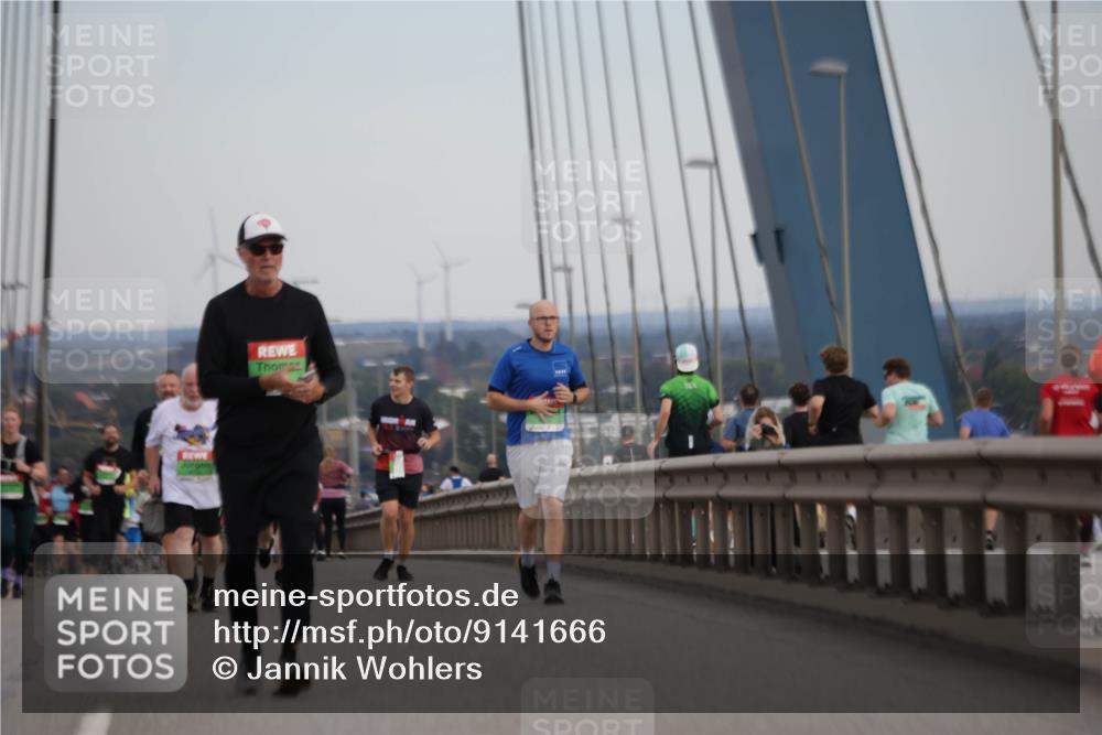 03.10.2025 - Köhlbrandbrückenlauf Jannik Wohlers http://msf.ph/oto/9141666 03.10.2025 15:39:06 Position 1  meine-sportfotos.de