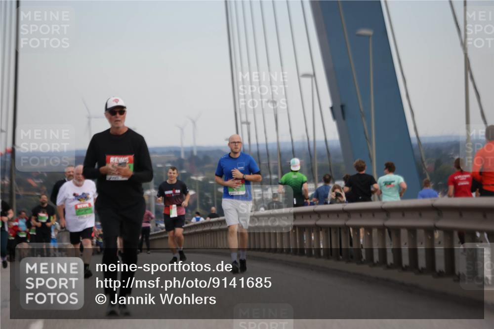 03.10.2025 - Köhlbrandbrückenlauf Jannik Wohlers http://msf.ph/oto/9141685 03.10.2025 15:39:07 Position 1  meine-sportfotos.de