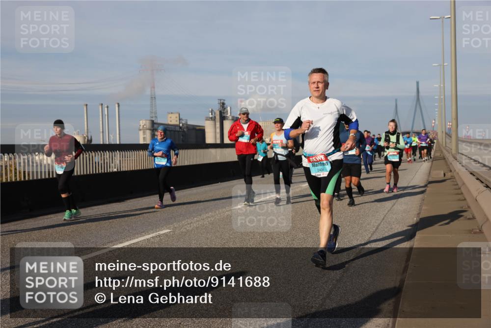 03.10.2025 - Köhlbrandbrückenlauf Lena Gebhardt http://msf.ph/oto/9141688 03.10.2025 09:59:31 Position 2 2404 meine-sportfotos.de