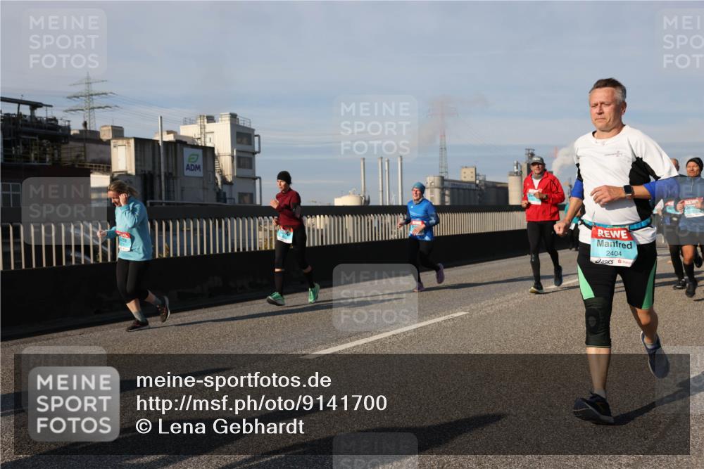 03.10.2025 - Köhlbrandbrückenlauf Lena Gebhardt http://msf.ph/oto/9141700 03.10.2025 09:59:32 Position 2 2, 2404 meine-sportfotos.de